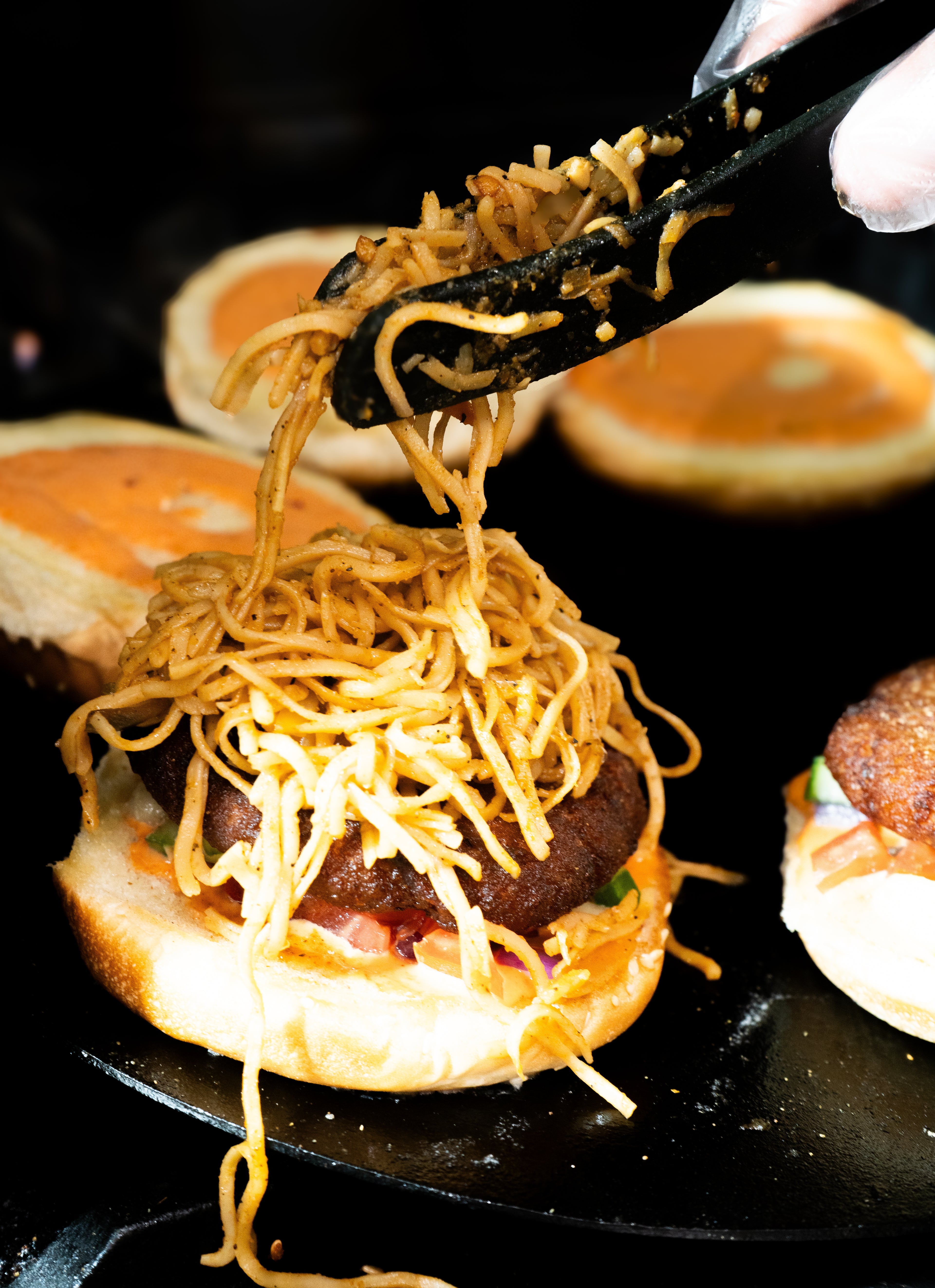 VEGGIE NOODLE BURGER